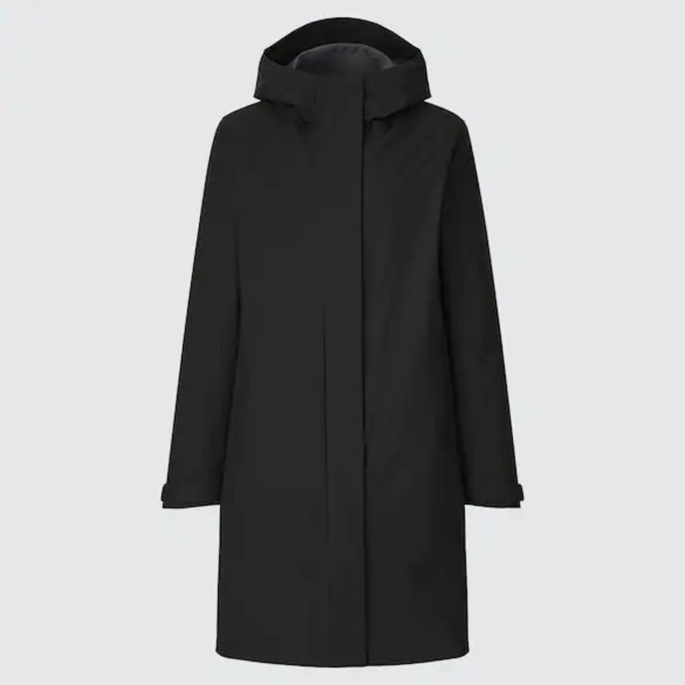 uniqlo block tech black coat